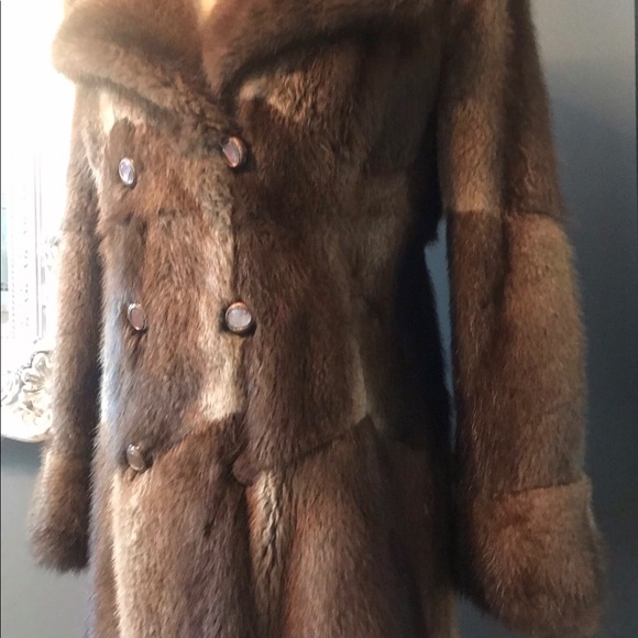 🍀🍀🍀 Vintage fur coat… stunning colour and so soft 🍀🍀🍀 - Picture 7 of 9